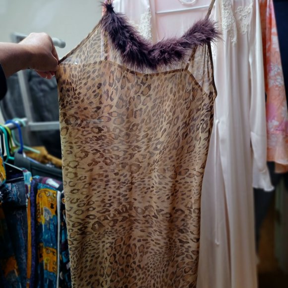 Chemise & Robe Set - Picture 3 of 3